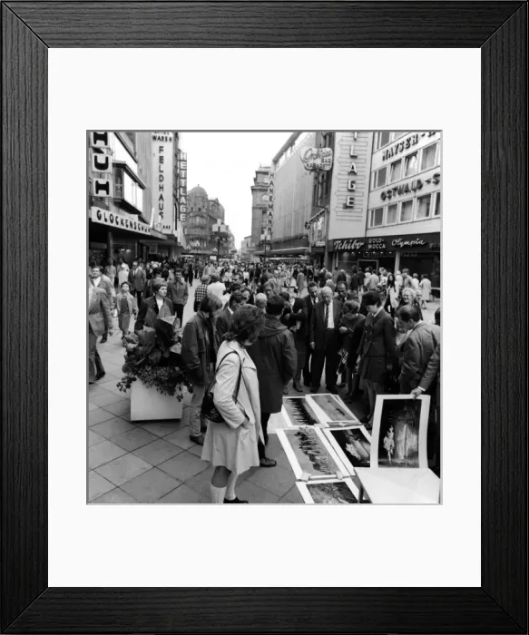 Framed Print : MODERN COLOGNE Framed Print : MODERN COLOGNE