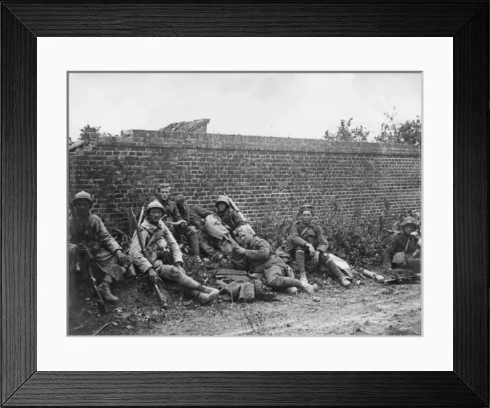 Framed Print : German prisoners at Oise, France, WW1 Framed Print : German prisoners at Oise, France, WW1
