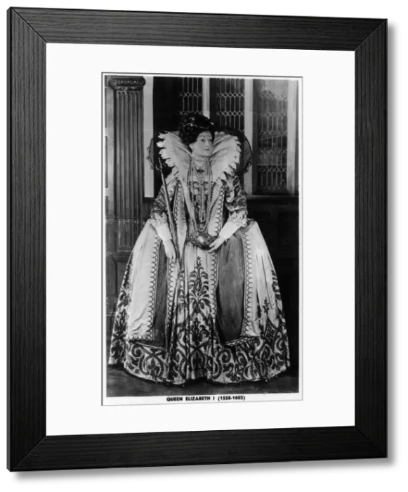 Framed Print : Elizabeth I at Madame Tussauds waxwork museum Framed Print : Elizabeth I at Madame Tussauds waxwork museum