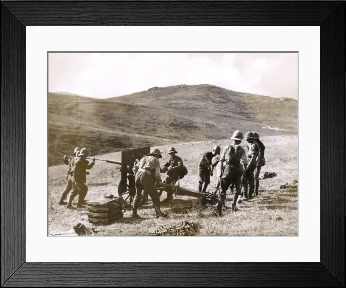 Framed Print : British gunners on Balkan Front, WW1 Framed Print : British gunners on Balkan Front, WW1