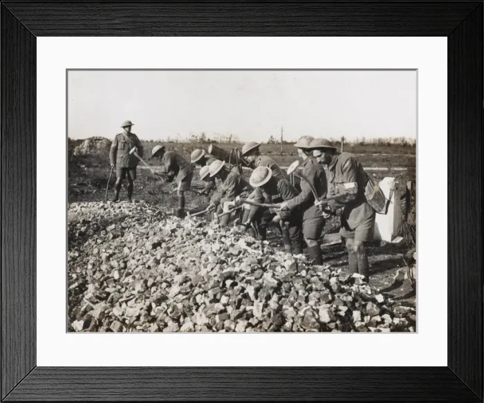 Framed Print : Brtish troops breaking stones, Flanders, WW1 Framed Print : Brtish troops breaking stones, Flanders, WW1