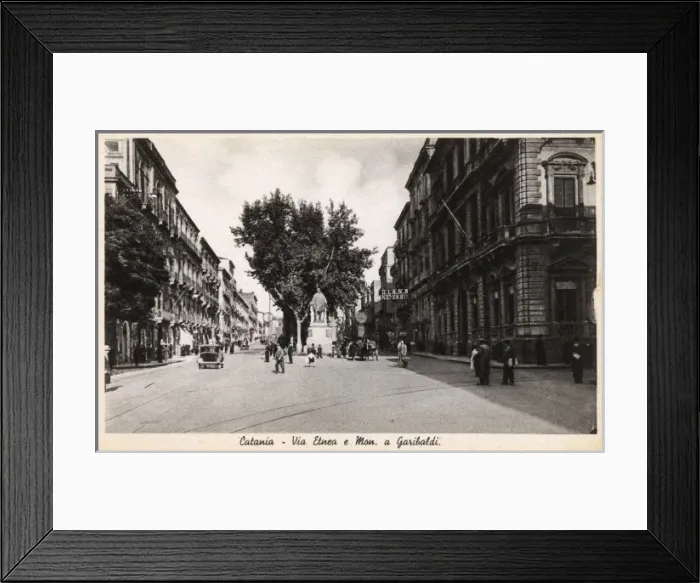 Framed Print : Catania, Via Etnea and Statue of Garibaldi Framed Print : Catania, Via Etnea and Statue of Garibaldi