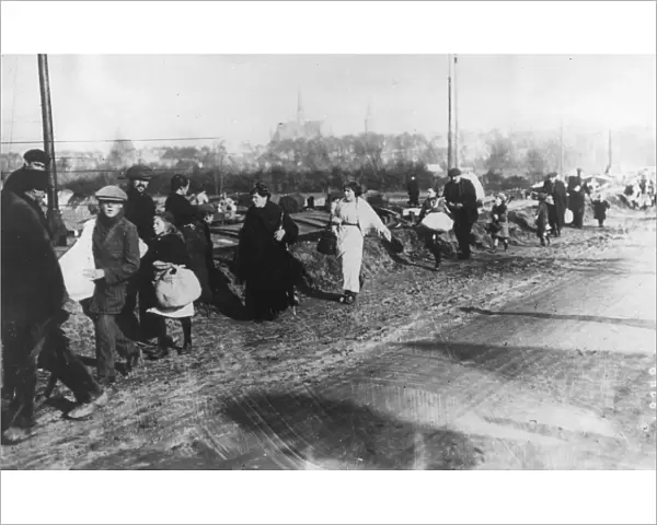 Civilians fleeing Nieuport, Belgium, WW1