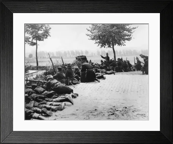 Framed Print : Belgian retreat to Antwerp, WW1