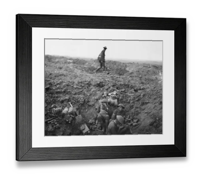 Framed Print : New Zealand troops at Battle of Flers, France, WW1 Framed Print : New Zealand troops at Battle of Flers, France, WW1