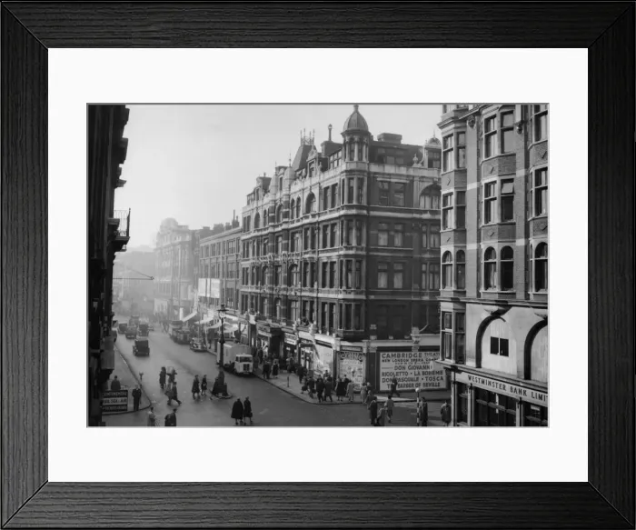 Framed Print : Tuscan Hotel, London Framed Print : Tuscan Hotel, London