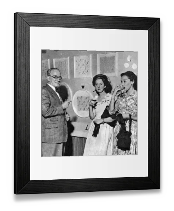 Framed Print : Libertys reception Framed Print : Libertys reception