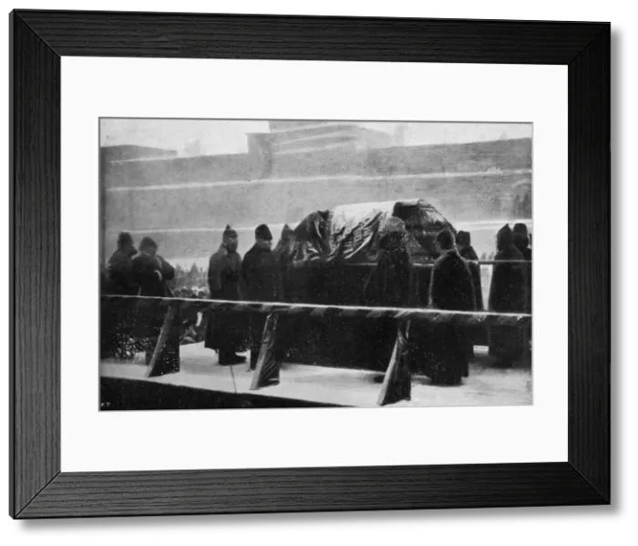 Framed Print : Lenins Body in Moscow Framed Print : Lenins Body in Moscow