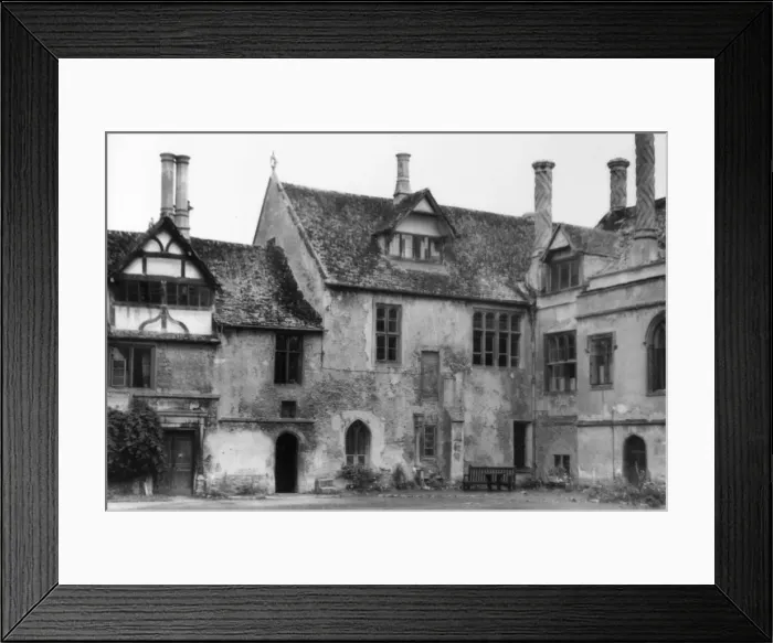 Framed Print : Lacock Abbey Courtyard Framed Print : Lacock Abbey Courtyard