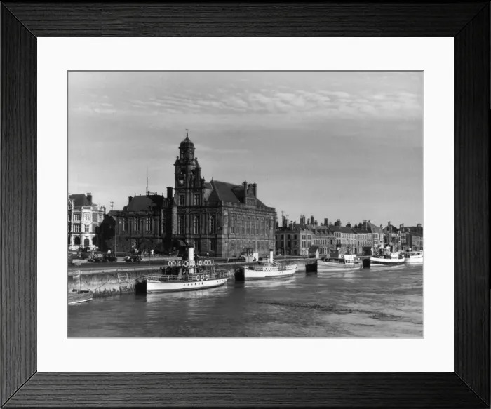 Framed Print : Great Yarmouth Quay Framed Print : Great Yarmouth Quay