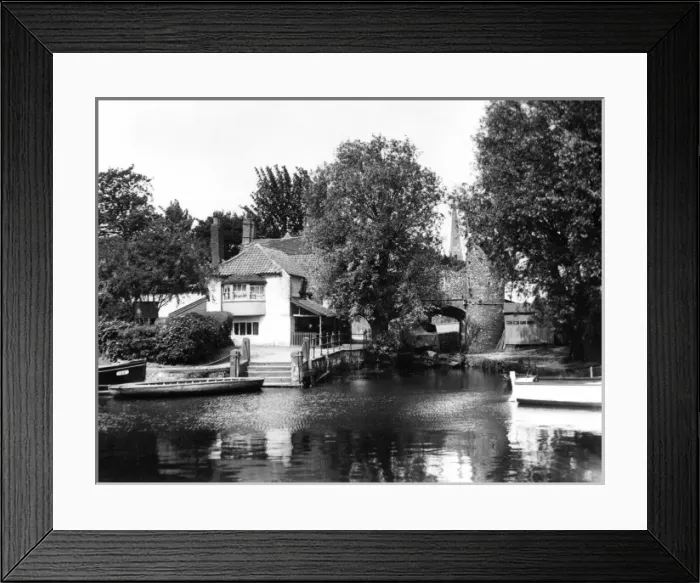 Framed Print : Picture No. 10180663 Framed Print : Picture No. 10180663