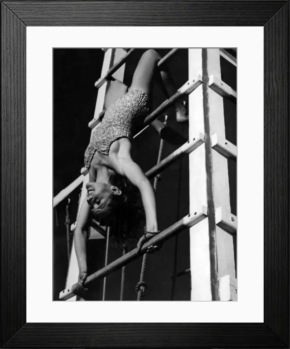 Framed Print : Model Athlete Framed Print : Model Athlete