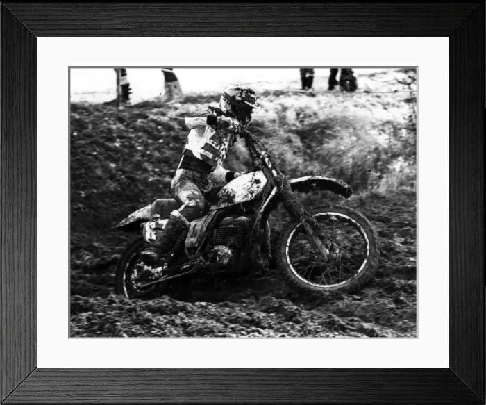 Framed Print : Motocross Scrambling Framed Print : Motocross Scrambling