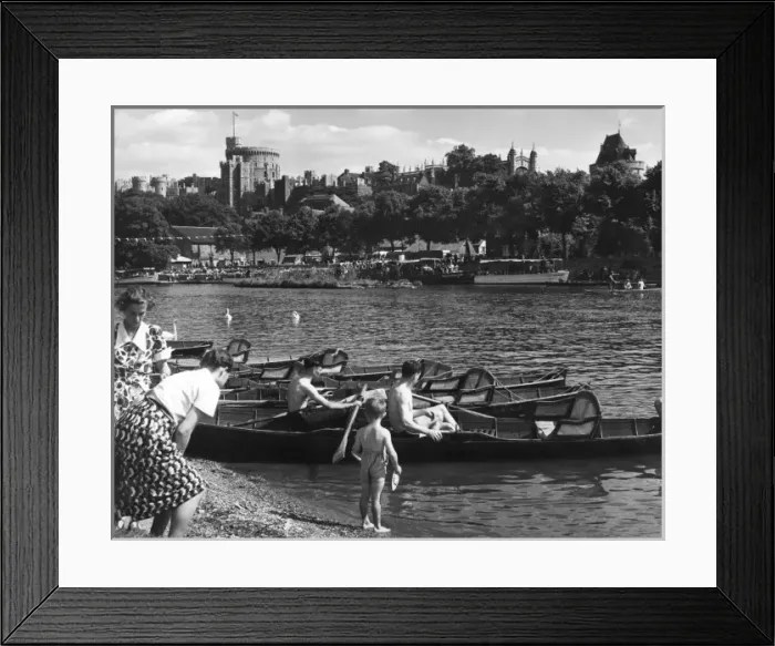 Framed Print : England / Windsor Framed Print : England / Windsor