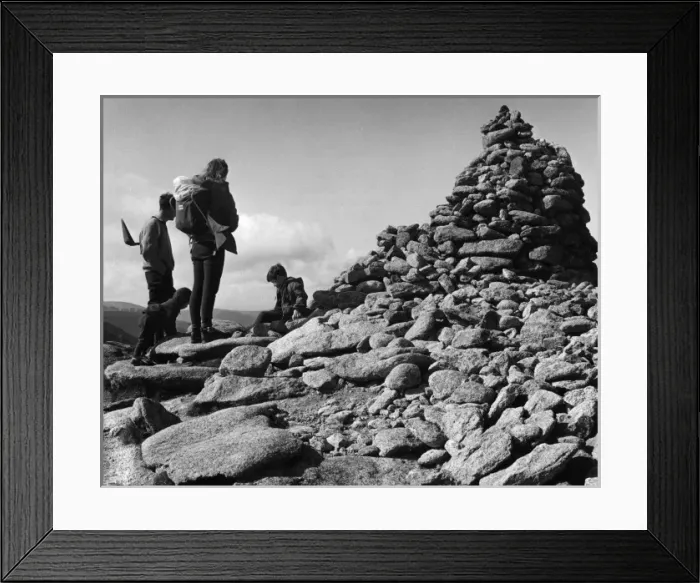 Framed Print : Cairmgorms Summit Framed Print : Cairmgorms Summit