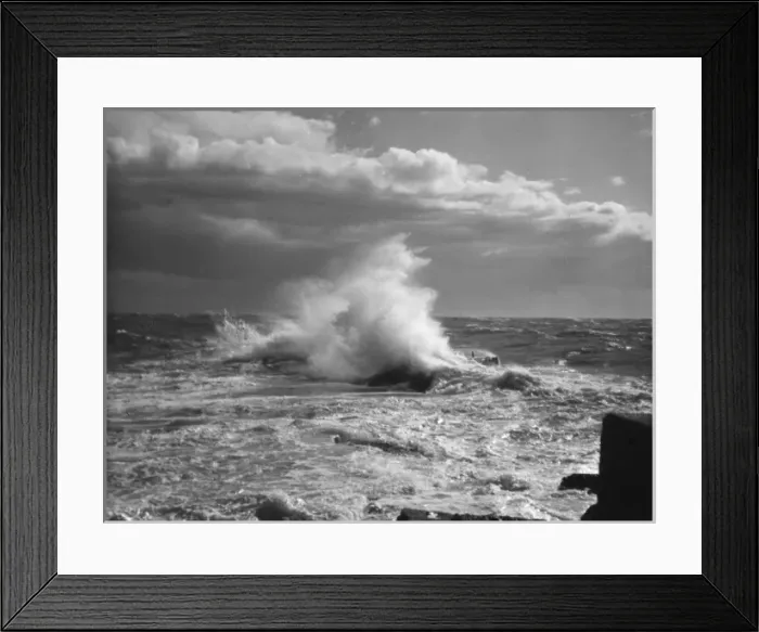 Framed Print : Crashing Waves Framed Print : Crashing Waves