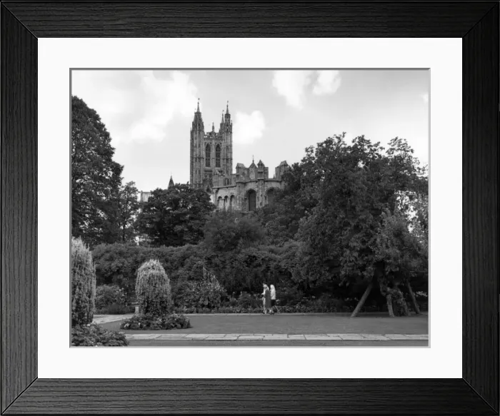 Framed Print : Canterbury Cathedral Framed Print : Canterbury Cathedral
