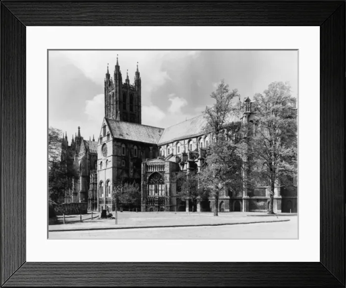 Framed Print : Canterbury Cathedral Framed Print : Canterbury Cathedral