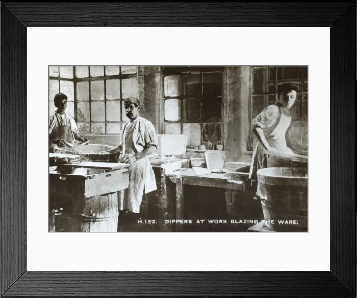 Framed Print : UK ceramics Industry at Burslem, Staffs (1 / 4) Framed Print : UK ceramics Industry at Burslem, Staffs (1 / 4)