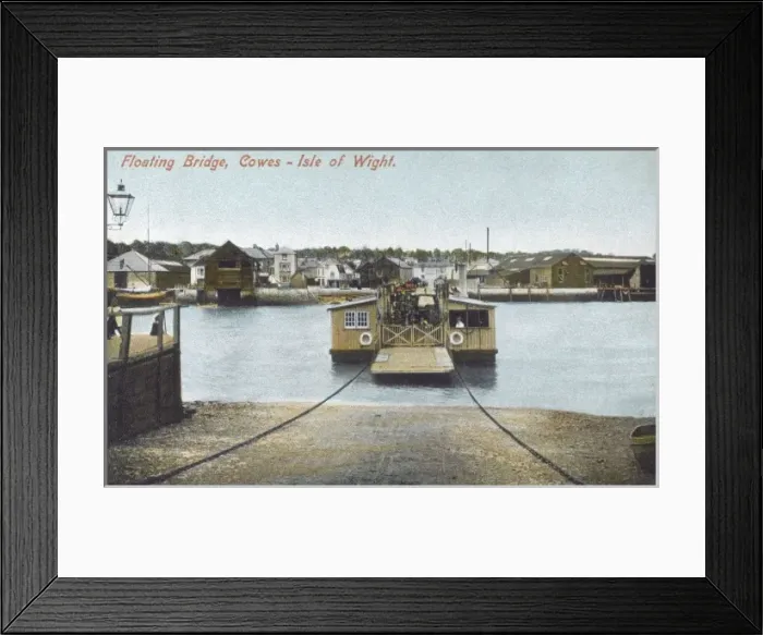 Framed Print : Floating Bridge, Cowes, Isle of Wight Framed Print : Floating Bridge, Cowes, Isle of Wight