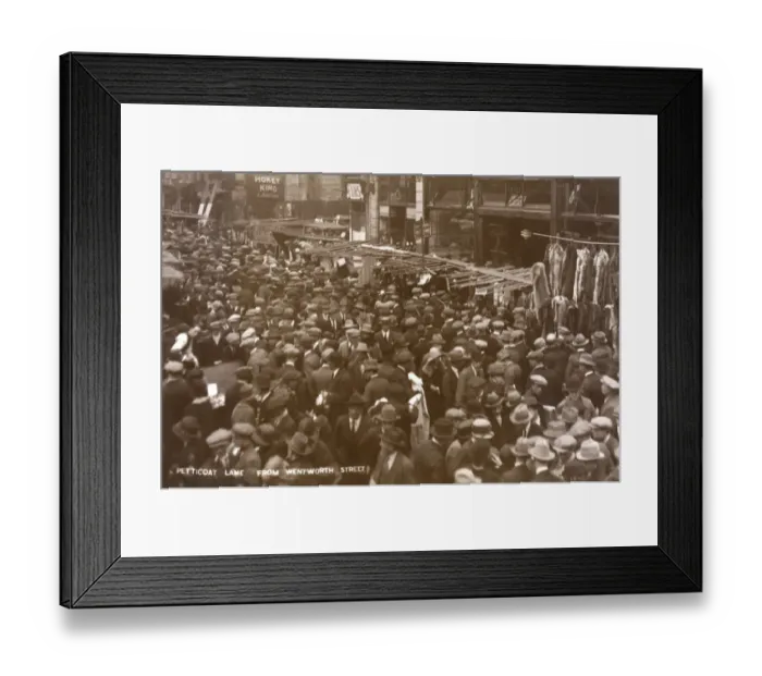 Framed Print : Petticoat Lane, London - View from Wentworth Street Framed Print : Petticoat Lane, London - View from Wentworth Street