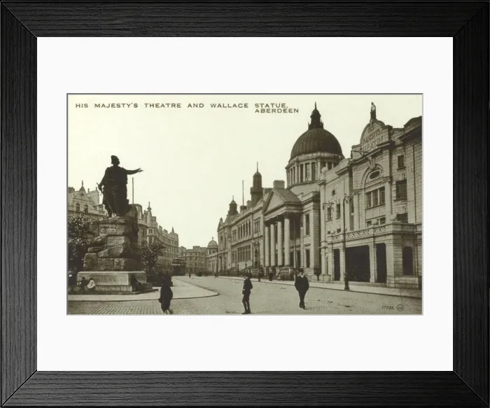 Framed Print : The Wallace Statue and HM Theatre, Aberdeen Framed Print : The Wallace Statue and HM Theatre, Aberdeen