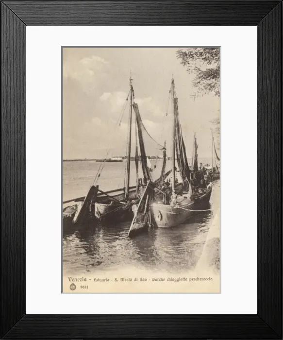 Framed Print : Fishing boats moored up at S. Nicola di Lido Framed Print : Fishing boats moored up at S. Nicola di Lido