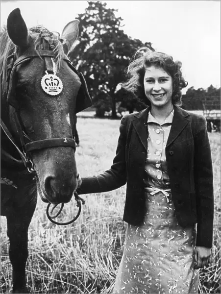Queen Elizabeth II with horse at Sandringham