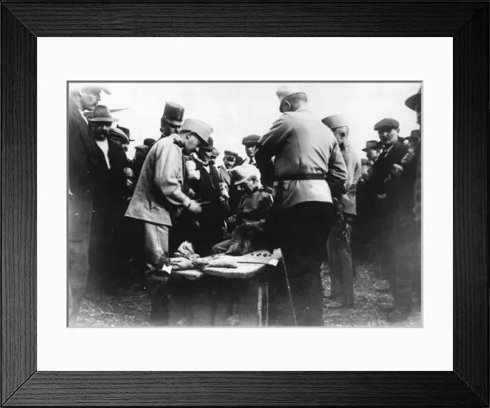 Framed Print : Austrian army receiving their first pay, WW1 Framed Print : Austrian army receiving their first pay, WW1