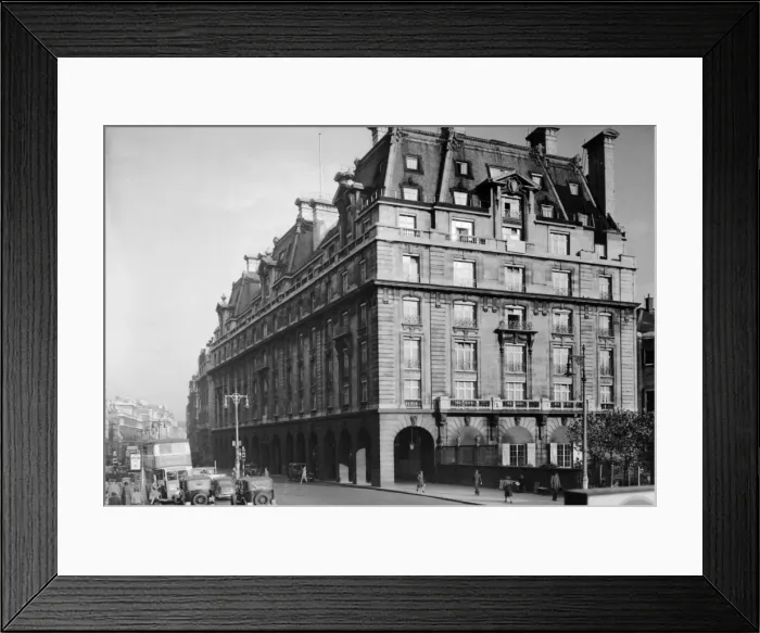 Framed Print : Ritz Hotel, Piccadilly Framed Print : Ritz Hotel, Piccadilly