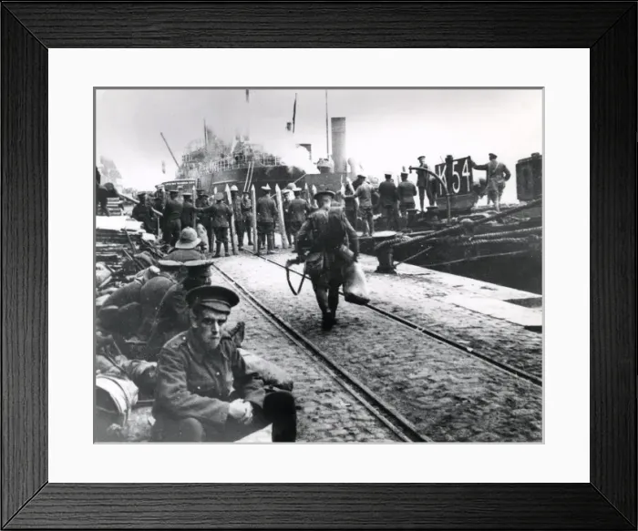 Framed Print : British troops with stakes and fascines, Salonika, WW1 Framed Print : British troops with stakes and fascines, Salonika, WW1