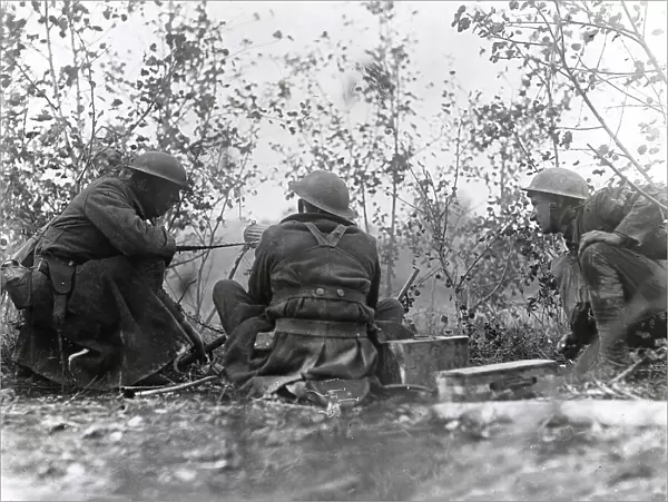 American machine gunners, Grandpre, France, WW1