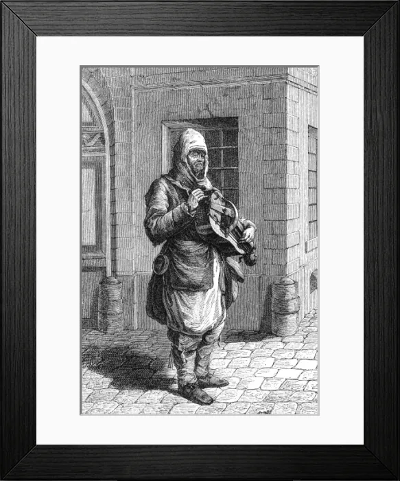 Framed Print : Street music: hurdy gurdy player in Paris Framed Print : Street music: hurdy gurdy player in Paris