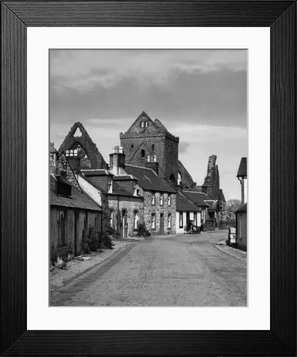 Framed Print : Scotland / New Abbey Framed Print : Scotland / New Abbey