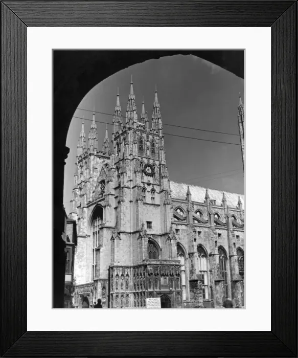 Framed Print : Canterbury Cathedral Framed Print : Canterbury Cathedral