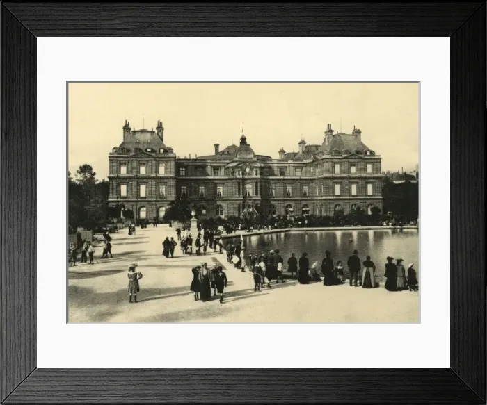 Framed Print : Paris Luxembourg Framed Print : Paris Luxembourg