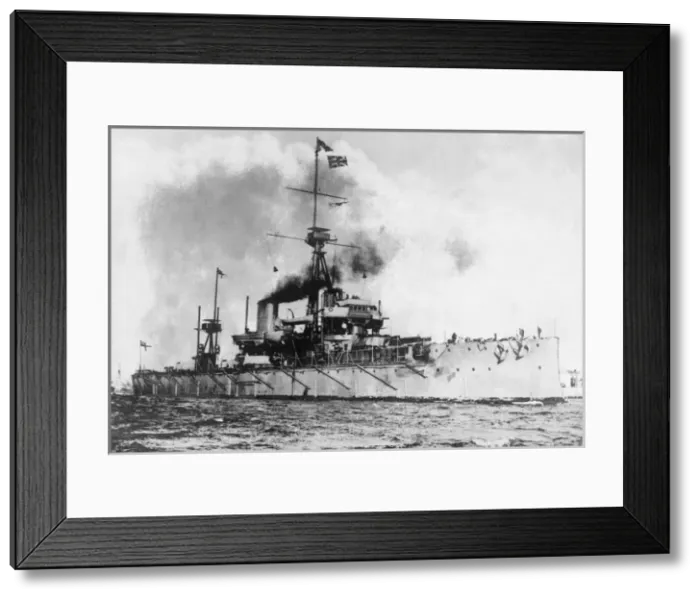 Framed Print : Dreadnought Photo Framed Print : Dreadnought Photo