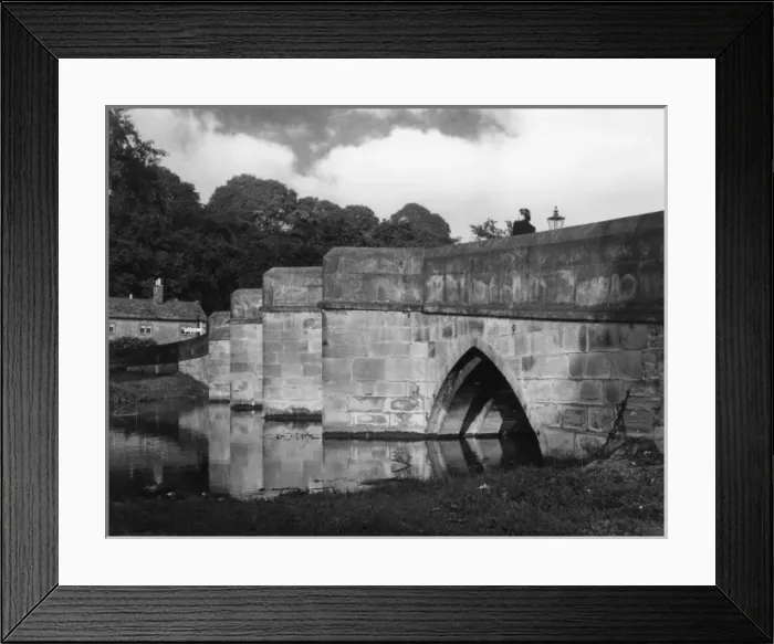 Framed Print : Old Bakewell Bridge Framed Print : Old Bakewell Bridge
