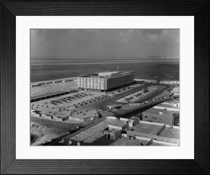 Framed Print : Bahrain / Manama Framed Print : Bahrain / Manama