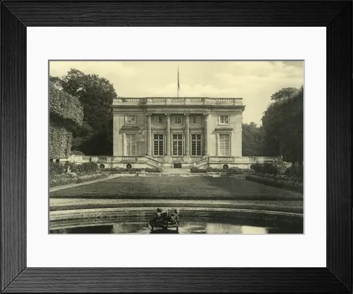 Framed Print : Versailles Petit Trianon Framed Print : Versailles Petit Trianon