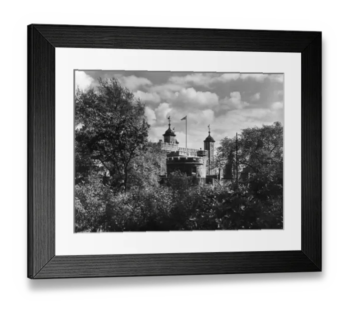 Framed Print : Tower of London Framed Print : Tower of London