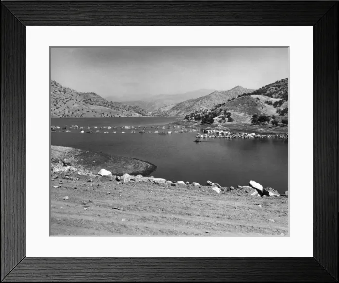 Framed Print : USA / Lake Kaweah Framed Print : USA / Lake Kaweah