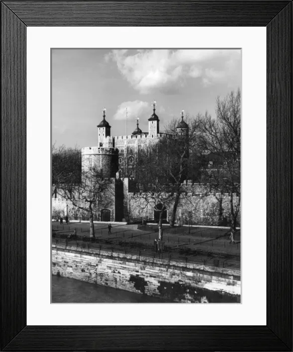 Framed Print : Tower of London Framed Print : Tower of London