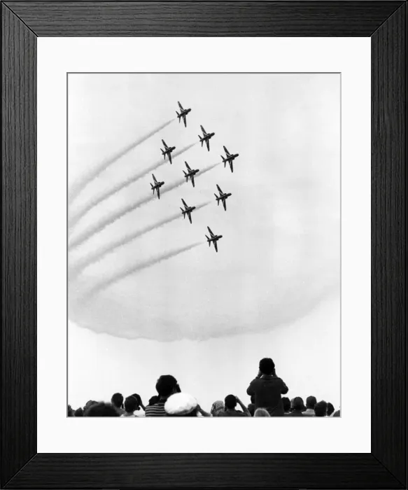 Framed Print : Red Arrows display at St Mawgan Air Day, Cornwall Framed Print : Red Arrows display at St Mawgan Air Day, Cornwall