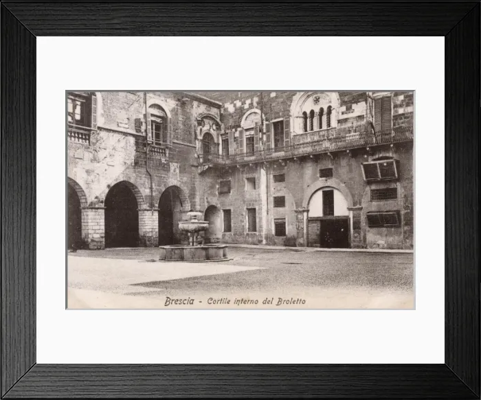 Framed Print : Italy - Brescia - Courtyard of the Broletto Framed Print : Italy - Brescia - Courtyard of the Broletto