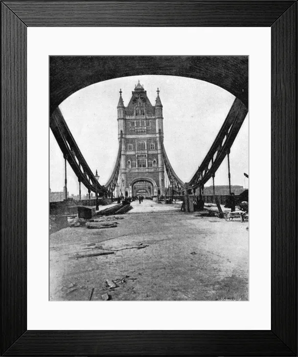 Framed Print : Tower Bridge Framed Print : Tower Bridge
