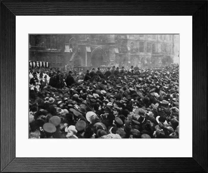 Framed Print : Crowd at wedding of Princess Patricia of Connaught