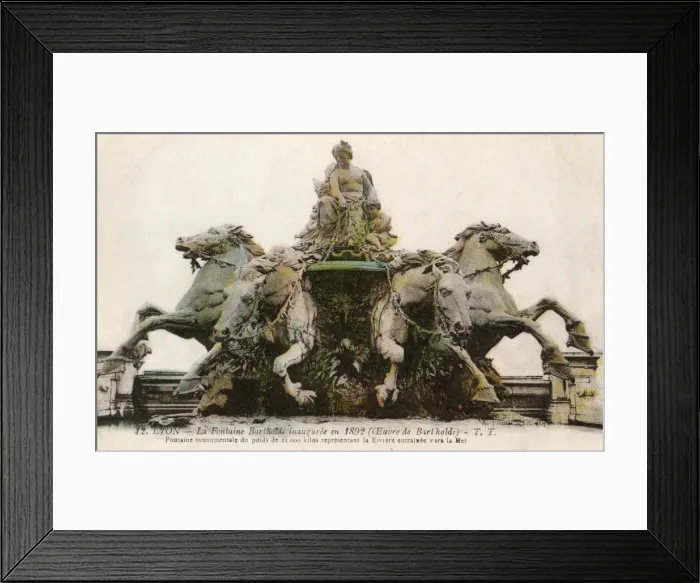 Framed Print : Lyon, Place des Terreaux - Fountain Bartholdi Framed Print : Lyon, Place des Terreaux - Fountain Bartholdi