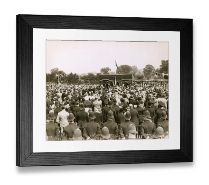 Framed Print : Metropolitan Police centenary celebrations, Hyde Park Framed Print : Metropolitan Police centenary celebrations, Hyde Park