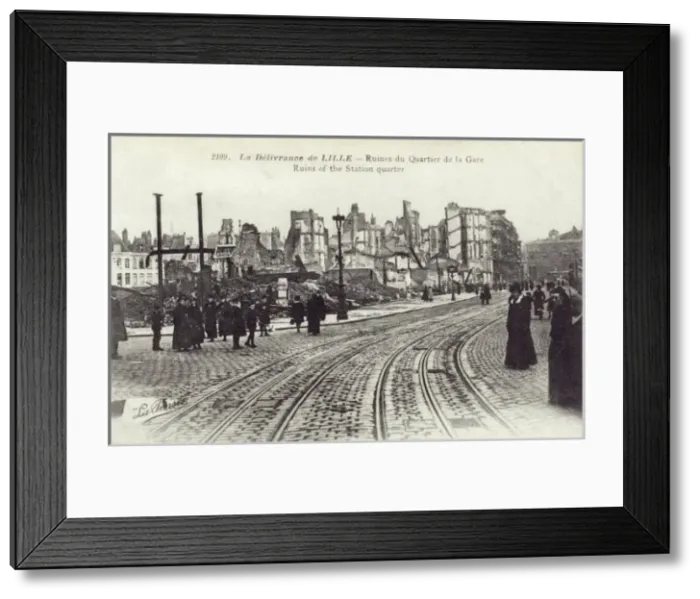 Framed Print : Lille, France - The Liberation of the city (1 / 2) Framed Print : Lille, France - The Liberation of the city (1 / 2)